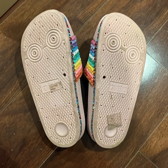⭐️EUC - Anina - Pink & Rainbow Sparkle Samdal Slides - Woman's Size 6 - Picture 8 of 10